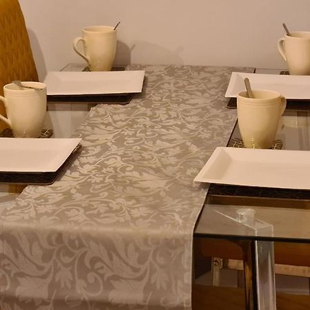 Spacious 3 Bedroom House, 6 Beds In Spondon, Derby With Parking Екстериор снимка